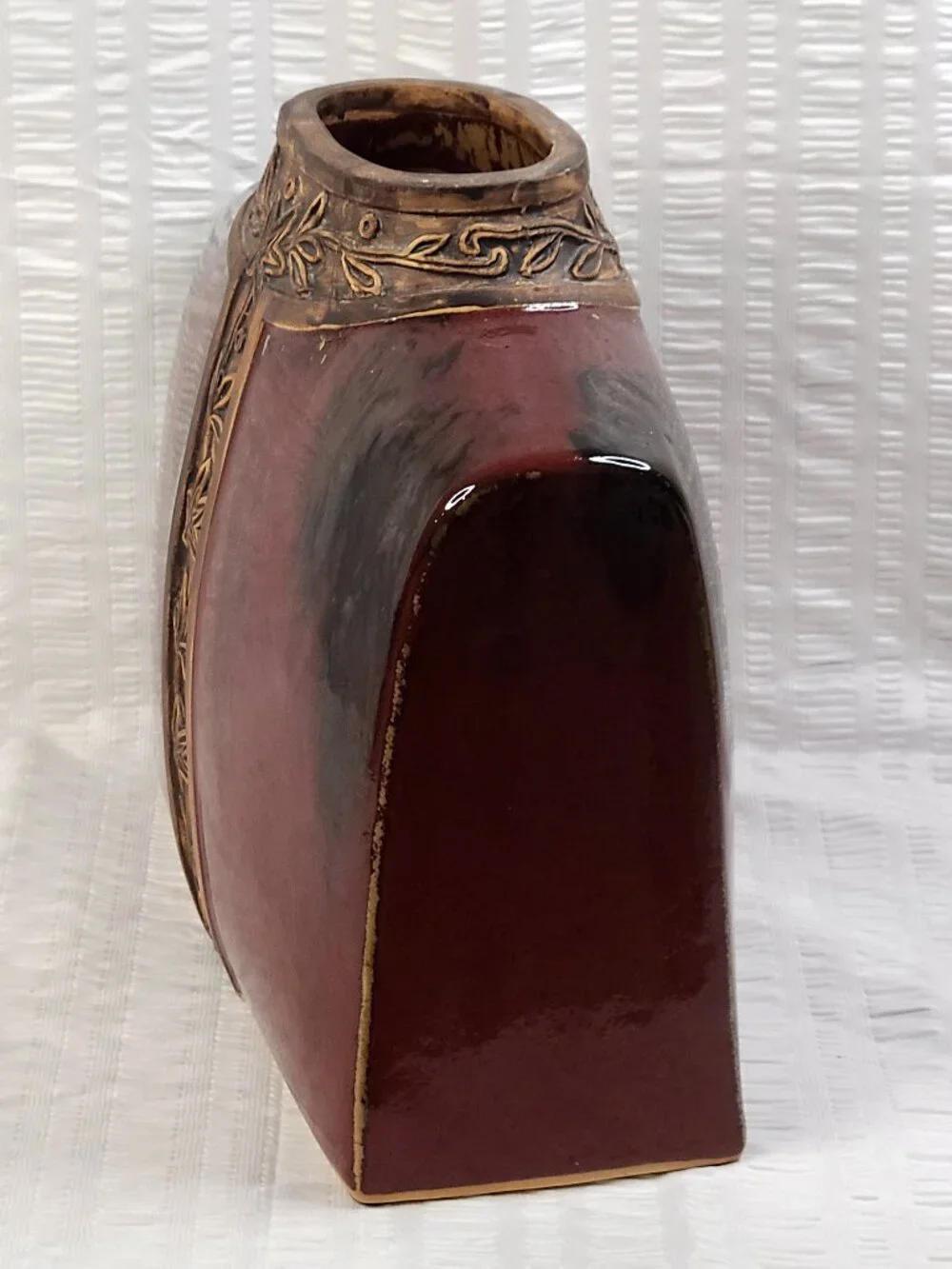 Asian Oriental Garment Vase Red Gold Black Heavy 10